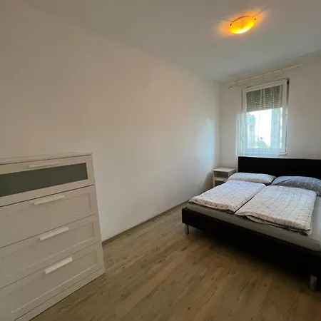 Kristaly Apartment Szeged